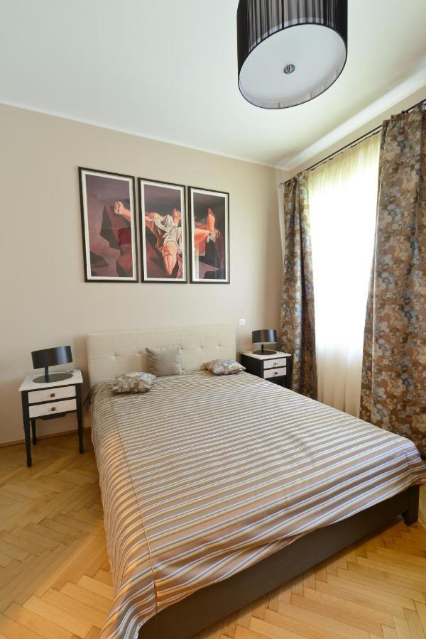 Pensiunea Elphin Guest house 4*